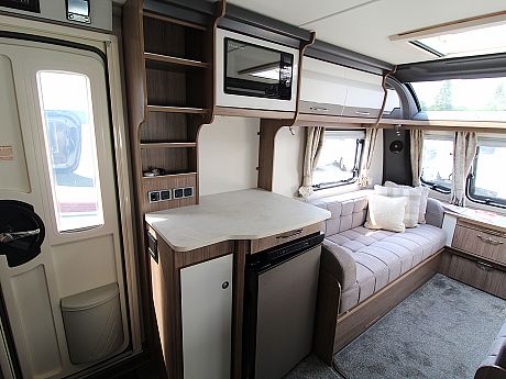 Coachman VIP 460 - 2024 image