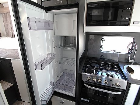 Swift Voyager 485 - 2024 image