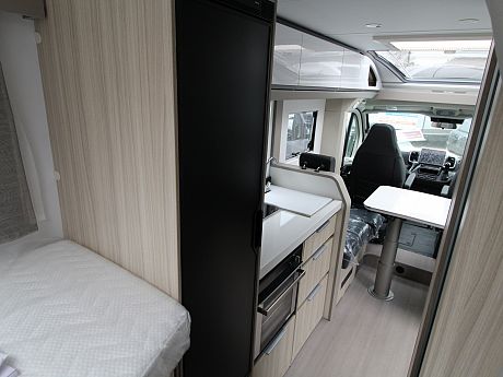 Adria Compact Supreme DL - (64068) image