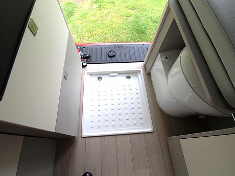 Westfalia Kelsey Chrome Blue (65498) image