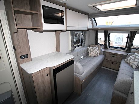 Coachman Acadia 460 - 2025 image