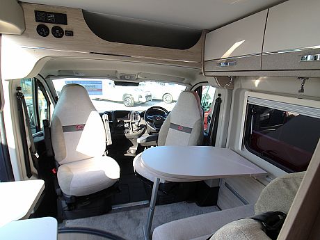 Elddis Autoquest CV40 ltd Edition 60 Year - 2025 image