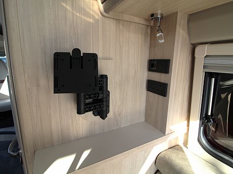 Elddis Autoquest CV40 ltd Edition 60 Year - 2025 image