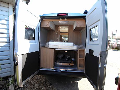 Giottiline  Giottivan 60T Premier Edition Artense Grey Peugeot (65724) image