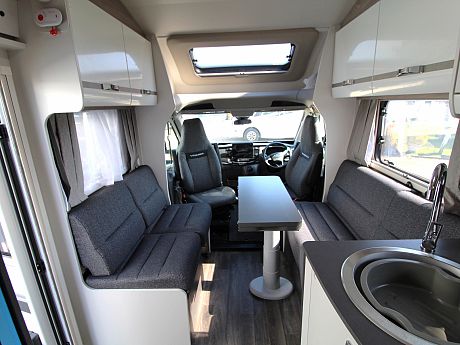 Swift Voyager 594 - (60421) image