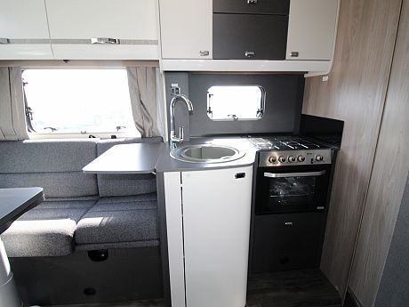 Swift Voyager 594 - (60421) image