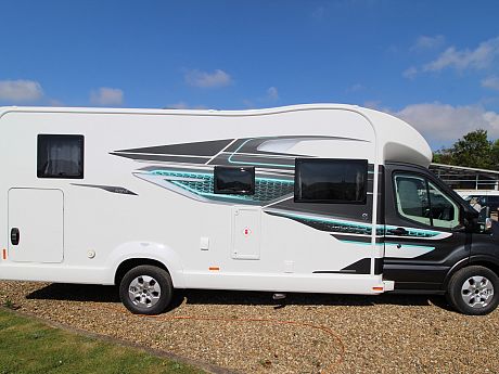 Swift Voyager 594 - (60421) image