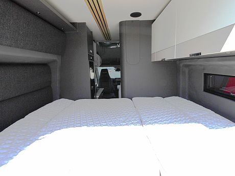 Swift Trekker X - 2025 image
