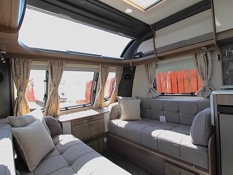 Coachman VIP 565 -2025 image