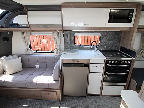 Coachman VIP 565 -2025 image