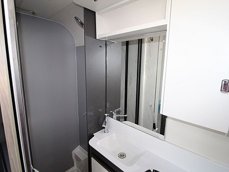 Swift Voyager 505 - (60413) image
