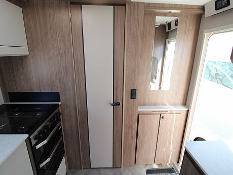 Coachman Acadia 460 - 2026 image
