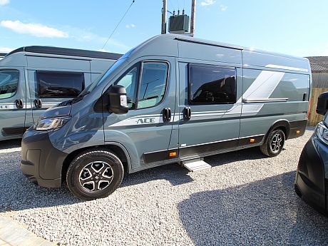 ACE 1200 GLT - Auto - Lanzarote Grey image