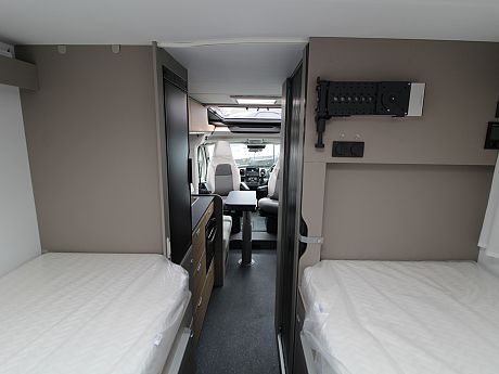 Adria Compact Select DL (68414) image