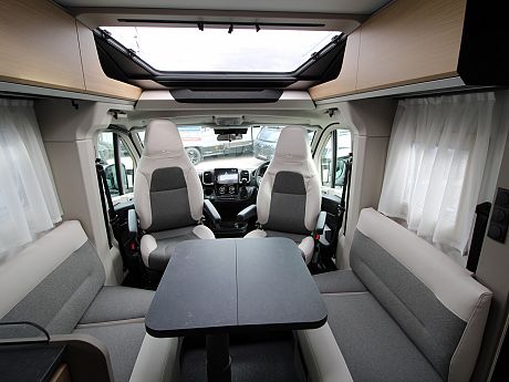 Adria Compact Select DL (68414) image