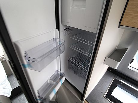 Adria Compact Select DL (68414) image