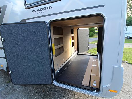 Adria Coral 60Y 670 DL image