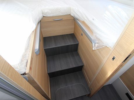 Adria Coral 60Y 670 DL image