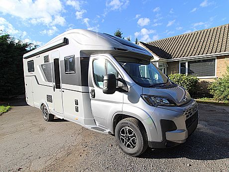 Adria Coral 60Y 670 DL image