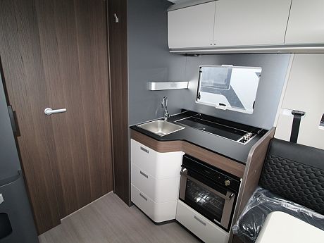 Adria Coral Supreme 670 DL 2026 (66587) image