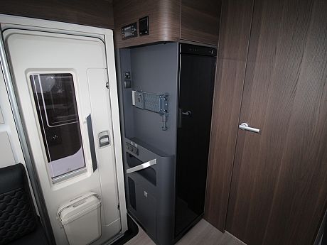 Adria Coral Supreme 670 DL 2026 (66587) image