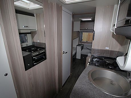 Swift Challenger 590 - 2026 image