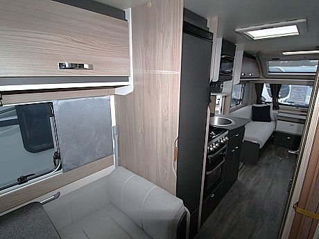 Swift Challenger 590 - 2026 image