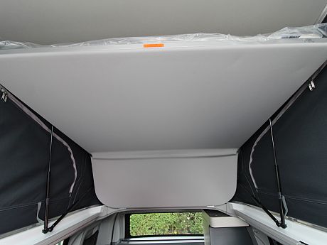 Westfalia Club Joker Urban - Arctic White (68196) image
