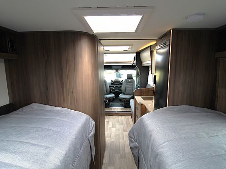 Coachman Travel Master Sportivo 565 - NEW image