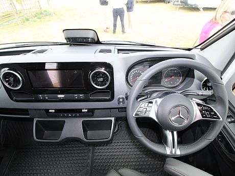 Coachman Travel Master Sportivo 565 - NEW image