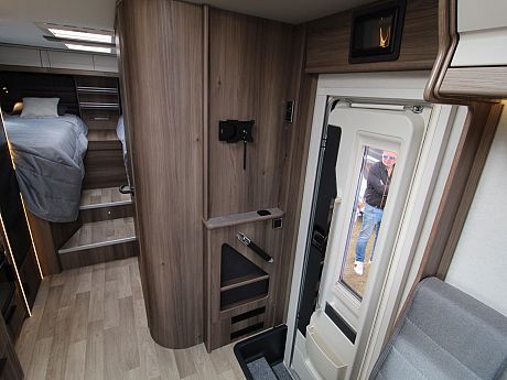 Coachman Travel Master Sportivo 565 - NEW image