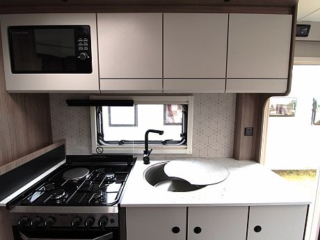 Coachman Acadia 660 Xtra - 2026 image