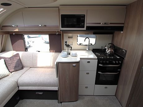 Swift Conqueror 560L Grande - 2026 image
