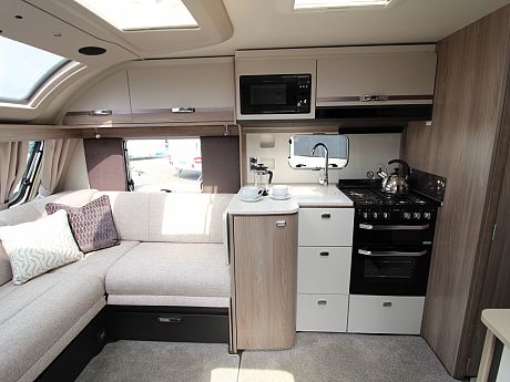 Swift Conqueror 560L Grande - 2026 image