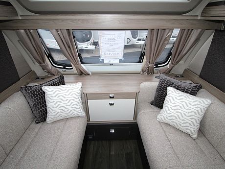 Swift Conqueror 580 - 2026 image