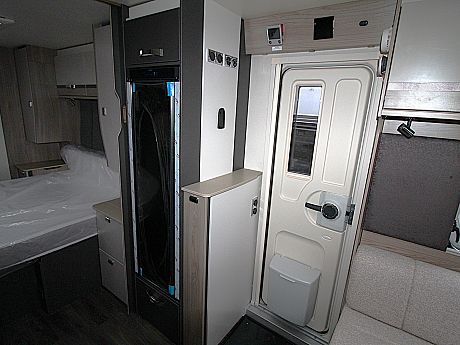 Swift Conqueror 580 - 2026 image