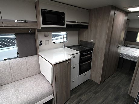 Swift Conqueror 650L Grande - 2026 image