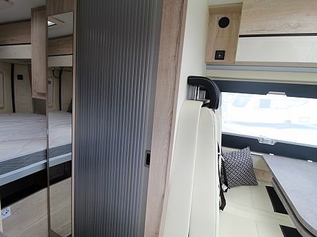 Fleurette/Florium Black Pearl 59 LT (68183) image
