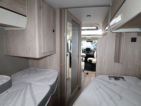 Fleurette/Florium Black Pearl 63 LJ - Artense Grey - 2026 image