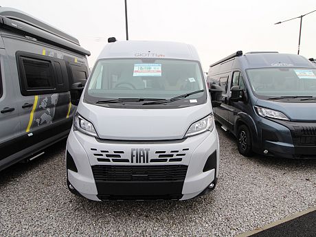 Giottiline  Giottivan 64G (FIAT) Premier Edition Auto - Expedition Grey 2026 image