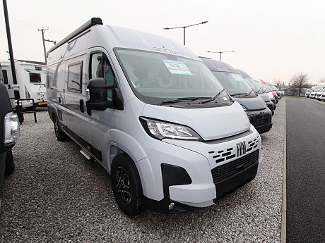 Giottiline  Giottivan 64G (FIAT) Premier Edition Auto - Expedition Grey 2026 image