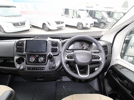 Giottiline  Giottivan 64G (FIAT) Premier Edition Auto - Expedition Grey 2026 image