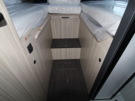 Sun Living  S-Series 75 SL by Adria - 2026 (66040) image