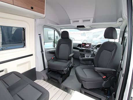 Westfalia Sven Hedin Premium - Auto - Ice Blue 2026 image