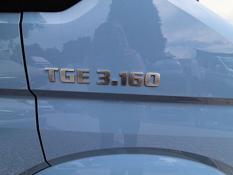 Westfalia Sven Hedin Premium - Auto - Ice Blue 2026 image