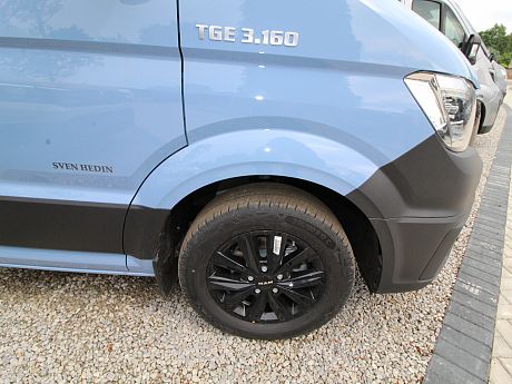 Westfalia Sven Hedin Premium - Auto - Ice Blue 2026 image