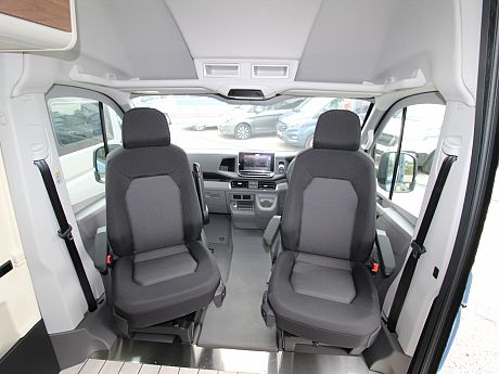 Westfalia Sven Hedin Premium - Auto - Ice Blue 2026 image