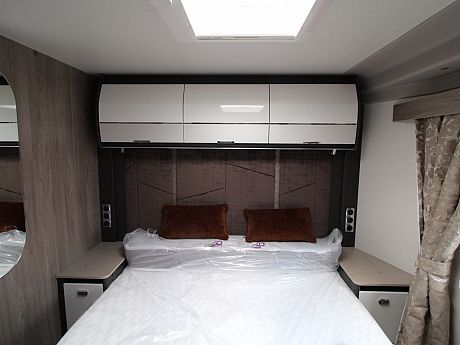 Swift Elegance Grande 835 - 2026 image