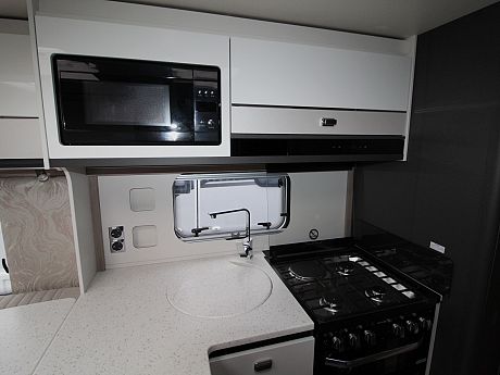 Swift Elegance Grande 835 - 2026 image