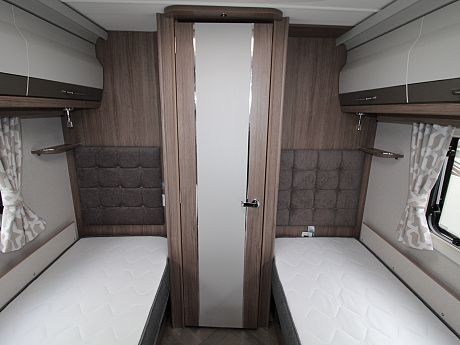 Coachman VIP 565 - 2026 image